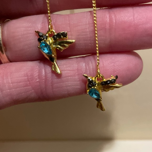 Jewelry - Humming Bird Drop Earrings